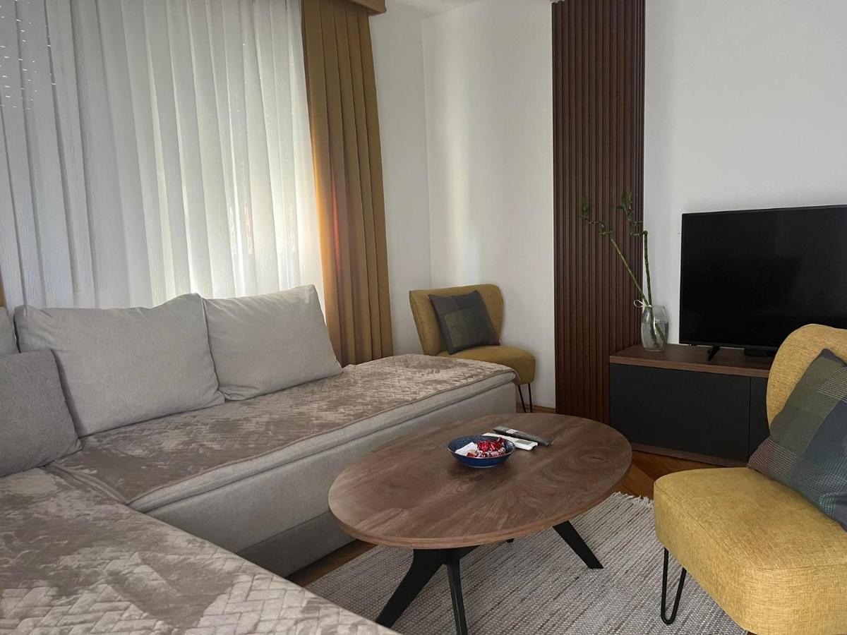 Kuman Apartments Kumanovo Eksteriør billede